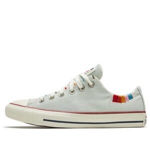 Converse WOMEN'S Chuck Taylor All Star Low self expression size 8.5